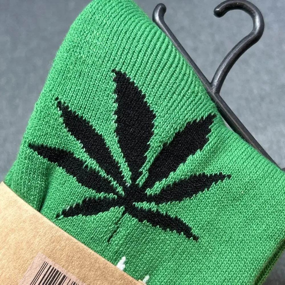 NEW Pro M3 Weed Leaf Socks Green Men's One Size Fits Most Novelty Crew Socks NWT